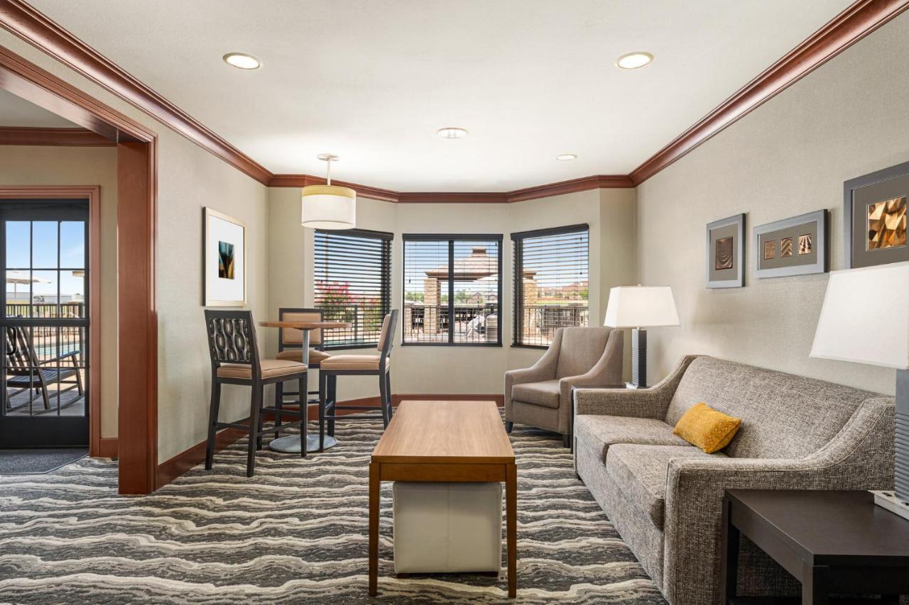 Staybridge City-quail Springs By Ihg Hotel