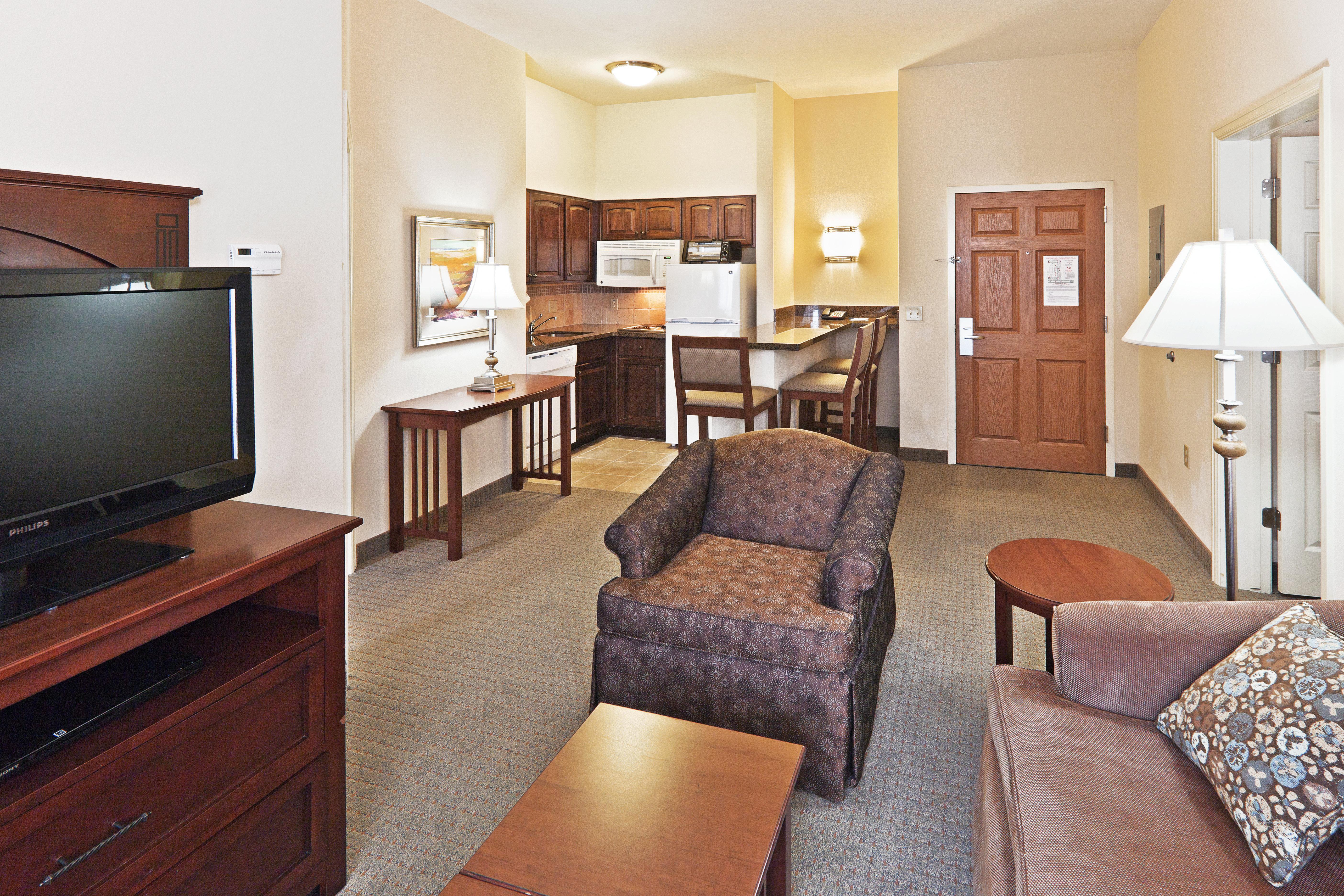 Staybridge City-quail Springs By Ihg Hotel