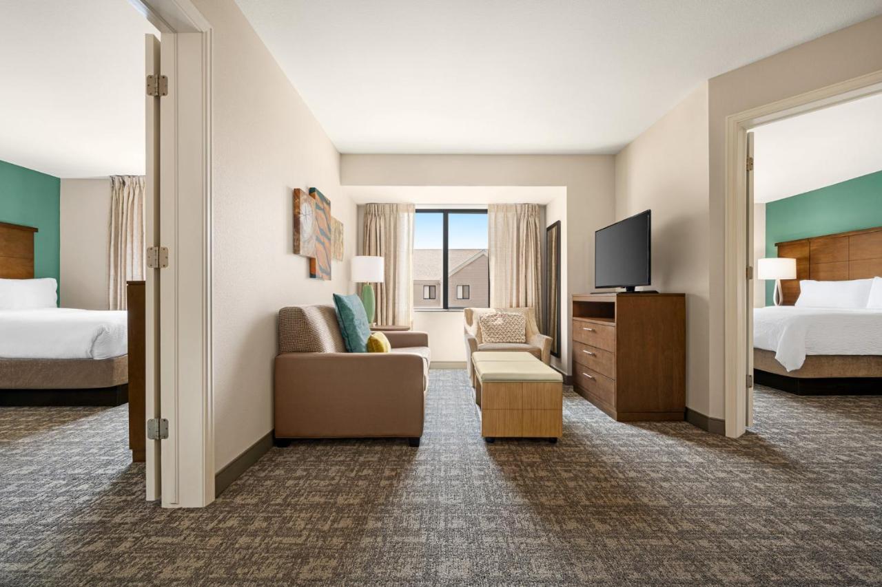 Staybridge City-quail Springs By Ihg Hotel 3*